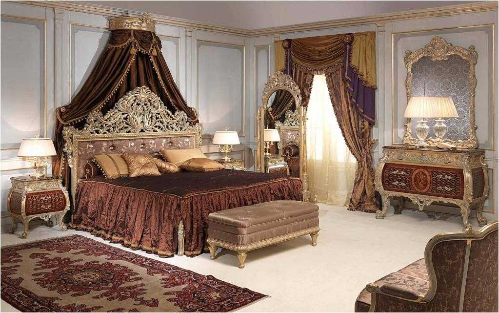 Спальня, оформленная в классическом стиле