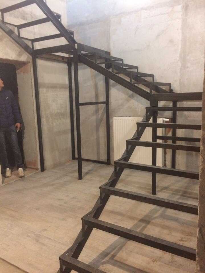 трехмаршевая лестница