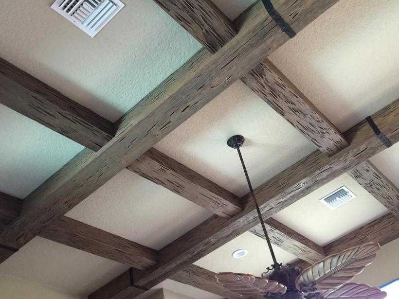 Имитация балки на потолке
