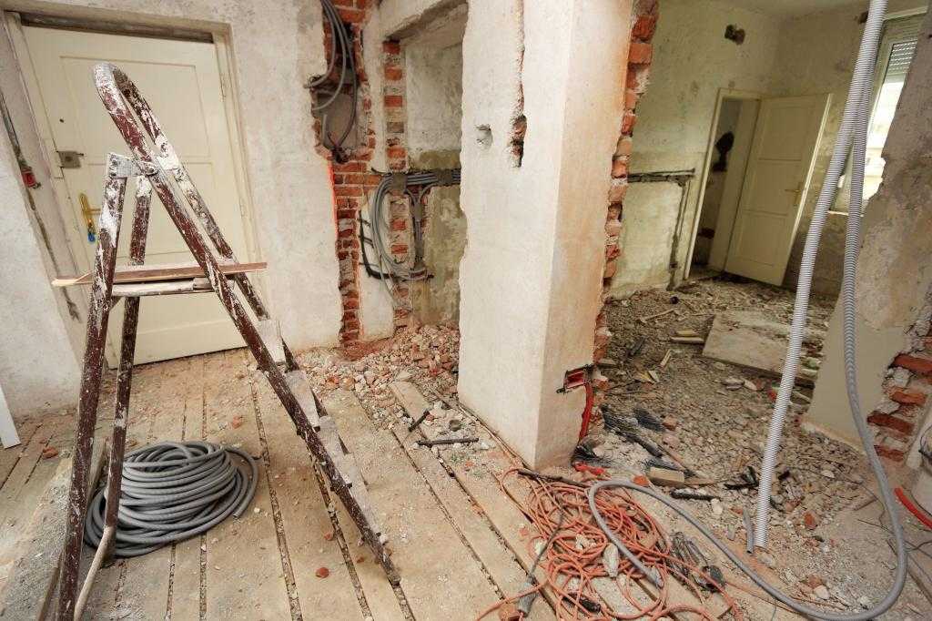 Демонтаж стен в квартире