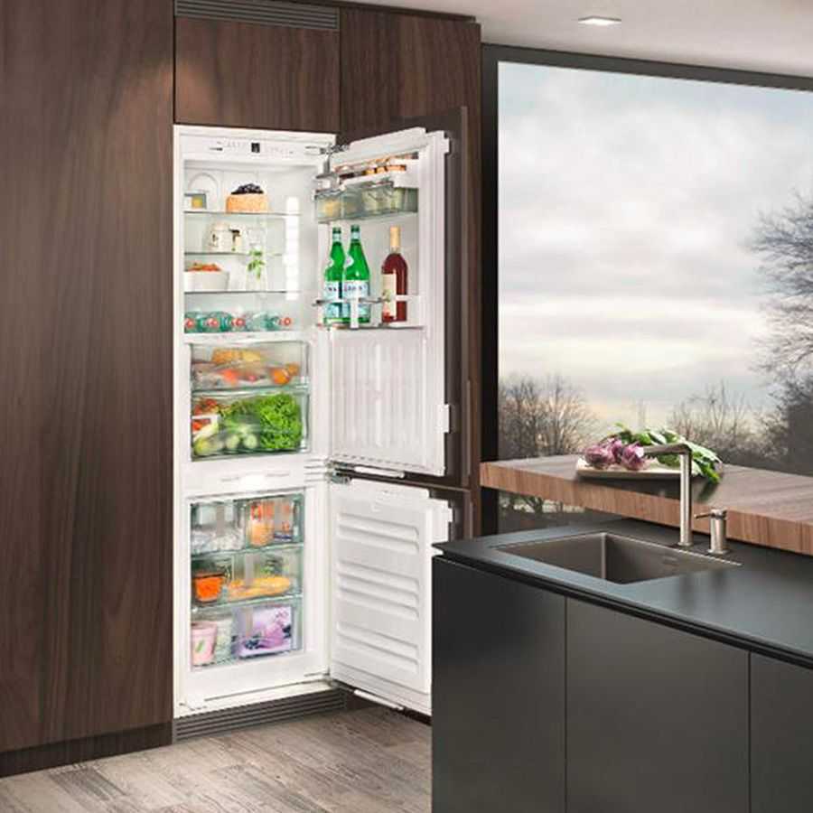 Как установить встроенный холодильник в кухню